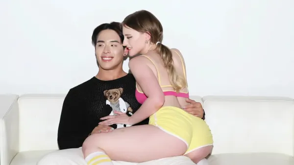 Double Blowjob: Asian and Blonde